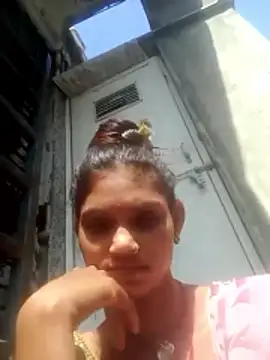 Jooli cuty online show from November 2025 06:28:02 AM