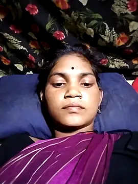 Jooli cuty online show from March 2026 02:35:02 PM