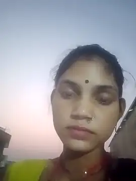 Jooli cuty online show from November 2025 12:49:02 PM