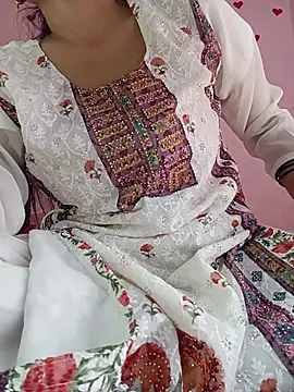 Saniya76 online show from June 2026 03:51:01 PM
