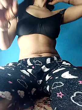 Saniya76 online show from December 2025 04:06:01 PM