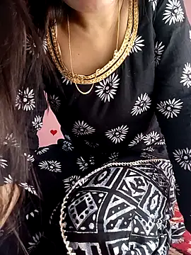 Saniya76 online show from March 2026 02:44:02 AM