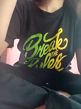 Saniya76 online show from March 2026 05:47:02 PM