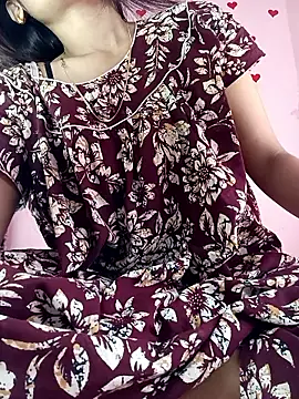 Saniya76 online show from May 2026 05:04:01 AM