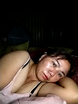 Snapshot of be-yeu chatting on November 2025 10:36:02 PM be-yeu online show from November 2025 10:36:02 PM