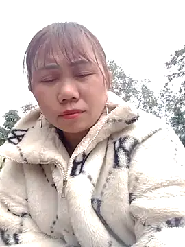 Snapshot of be-yeu chatting on November 2025 03:07:01 AM be-yeu online show from November 2025 03:07:01 AM