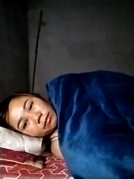 Snapshot of be-yeu chatting on November 2025 10:43:02 PM be-yeu online show from November 2025 10:43:02 PM