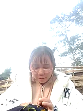 Snapshot of be-yeu chatting on December 2025 02:43:02 PM be-yeu online show from December 2025 02:43:02 PM