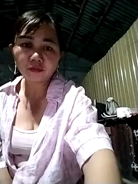 Snapshot of be-yeu chatting on November 2025 10:42:02 AM be-yeu online show from November 2025 10:42:02 AM