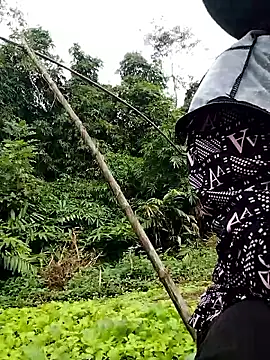 Snapshot of be-yeu chatting on November 2025 02:14:02 AM be-yeu online show from November 2025 02:14:02 AM