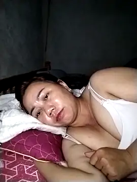 Snapshot of be-yeu chatting on November 2025 03:05:02 PM be-yeu online show from November 2025 03:05:02 PM