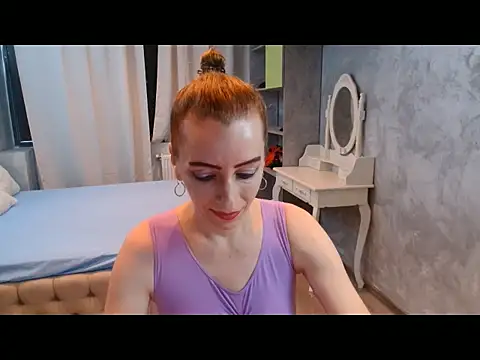 Snapshot of AnneDevrim chatting on November 2025 07:01:02 AM AnneDevrim online show from November 2025 07:01:02 AM