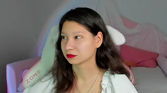 SaraDenars online show from November 2025 05:19:02 AM