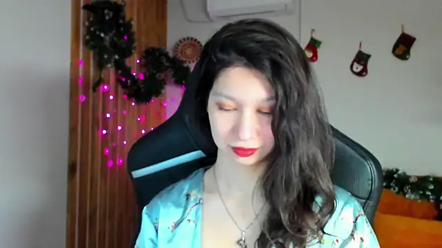 SaraDenars online show from December 2025 06:35:02 AM