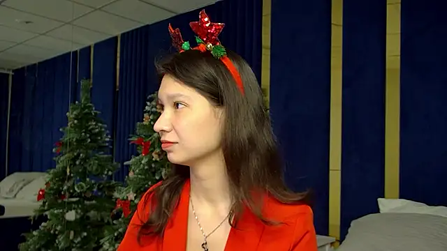 SaraDenars online show from December 2025 05:24:02 AM