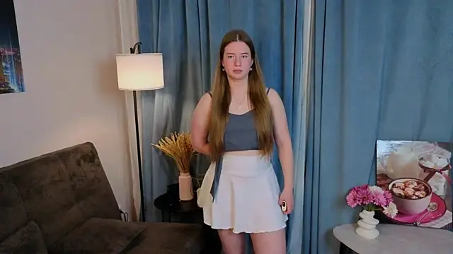 MowasaBritten online show from December 2025 03:17:01 PM