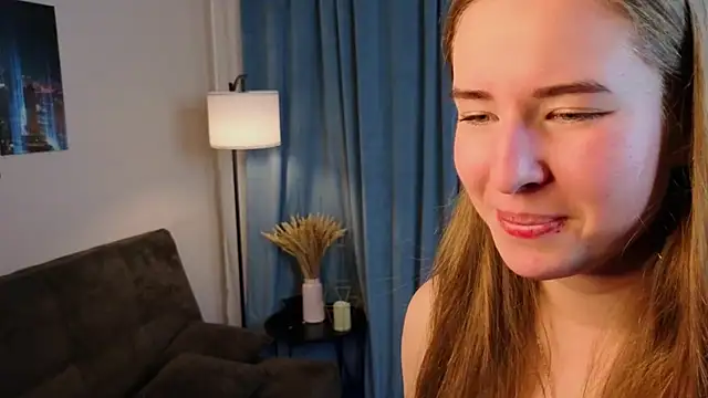 MowasaBritten online show from December 2025 03:26:01 PM