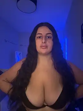 jojoa23 online show from November 2025 02:32:02 PM