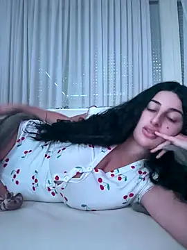 jojoa23 online show from November 2025 02:39:01 PM