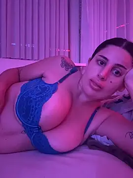 jojoa23 online show from February 2026 07:38:02 PM