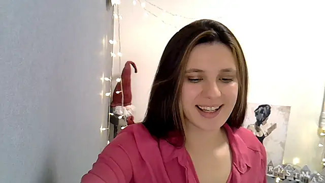 KiraHoney online show from December 2025 09:15:01 PM