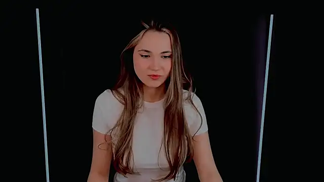 LeenaPuita online show from January 2026 04:25:02 PM