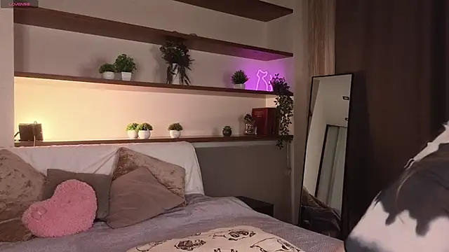 JeanToh online show from April 2026 03:04:01 PM