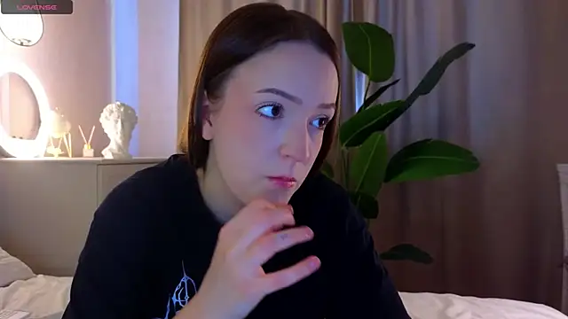 FrancesMason online show from March 2026 06:20:01 AM