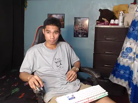 Snapshot of mrsexyteens chatting on January 2026 04:33:02 PM mrsexyteens online show from January 2026 04:33:02 PM