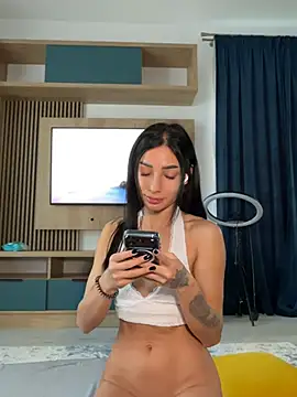 VickyM99 online show from April 2026 04:41:02 AM