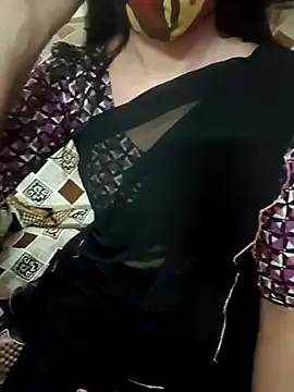 Snapshot of Tamil_White_Rose chatting on February 2026 06:51:02 PM Tamil White Rose online show from February 2026 06:51:02 PM