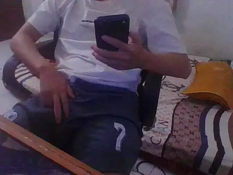 Snapshot of Nowwayyyy chatting on November 2025 12:09:02 PM Nowwayyyy online show from November 2025 12:09:02 PM