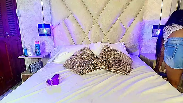 KimberlyFox t online show from November 2025 12:53:01 PM