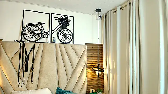 KimberlyFox t online show from March 2026 12:31:01 PM