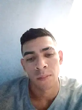 Snapshot of Drian1010 chatting on November 2025 05:38:02 PM Drian1010 online show from November 2025 05:38:02 PM