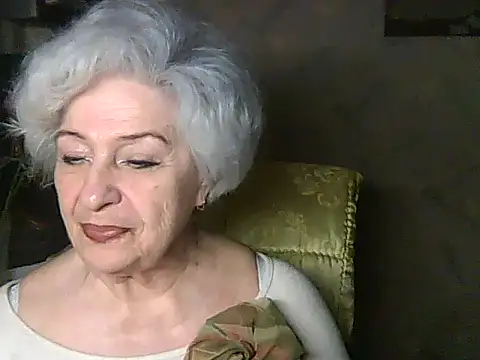 Snapshot of ValeriaKroww chatting on May 2026 05:49:01 PM ValeriaKroww online show from May 2026 05:49:01 PM