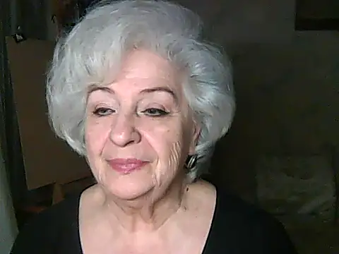 ValeriaKroww online show from November 2025 04:00:01 PM