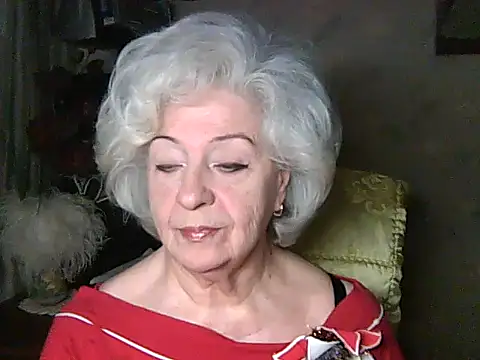 ValeriaKroww online show from February 2026 06:48:01 PM