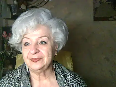 Snapshot of ValeriaKroww chatting on April 2026 04:36:02 AM ValeriaKroww online show from April 2026 04:36:02 AM
