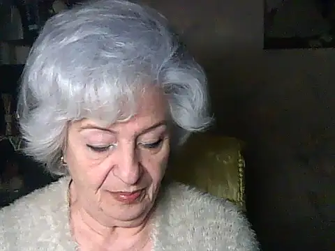 ValeriaKroww online show from April 2026 05:07:01 PM