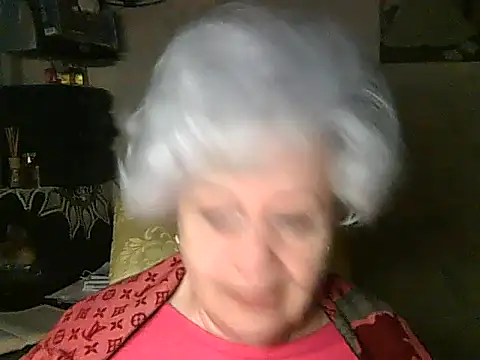 Snapshot of ValeriaKroww chatting on April 2026 04:19:02 PM ValeriaKroww online show from April 2026 04:19:02 PM