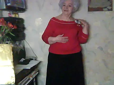 Snapshot of ValeriaKroww chatting on May 2026 05:05:02 PM ValeriaKroww online show from May 2026 05:05:02 PM