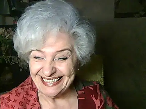 Snapshot of ValeriaKroww chatting on May 2026 05:07:01 PM ValeriaKroww online show from May 2026 05:07:01 PM