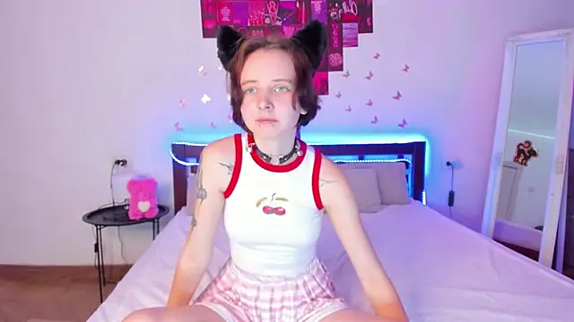 Snapshot of OliviaFlex chatting on November 2025 09:35:01 AM OliviaFlex online show from November 2025 09:35:01 AM