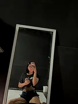 Snapshot of Anie_bby4u chatting on November 2025 01:31:01 AM Anie bby4u online show from November 2025 01:31:01 AM