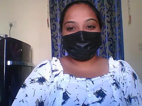 Snapshot of Mathi_cam chatting on February 2026 04:45:02 AM Mathi cam online show from February 2026 04:45:02 AM