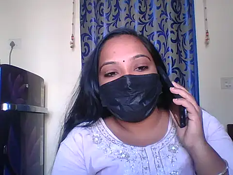 Snapshot of Mathi_cam chatting on February 2026 04:41:02 AM Mathi cam online show from February 2026 04:41:02 AM