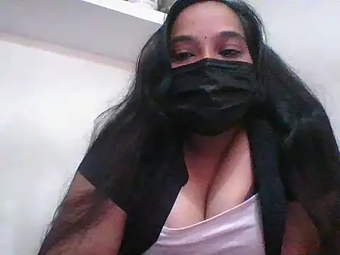 Snapshot of Mathi_cam chatting on December 2025 04:55:01 AM Mathi cam online show from December 2025 04:55:01 AM
