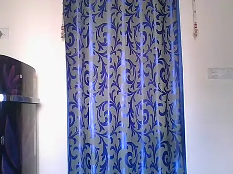 Snapshot of Mathi_cam chatting on December 2025 04:12:02 AM Mathi cam online show from December 2025 04:12:02 AM