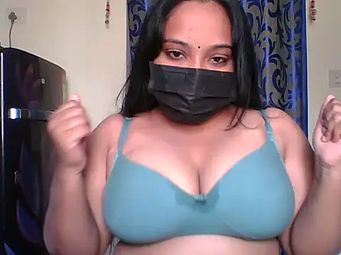 Snapshot of Mathi_cam chatting on February 2026 04:56:01 AM Mathi cam online show from February 2026 04:56:01 AM